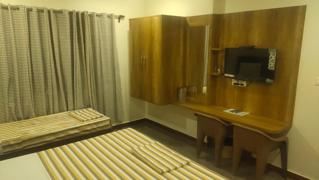 Hotel Grand Stay Tiruchirappalli Экстерьер фото