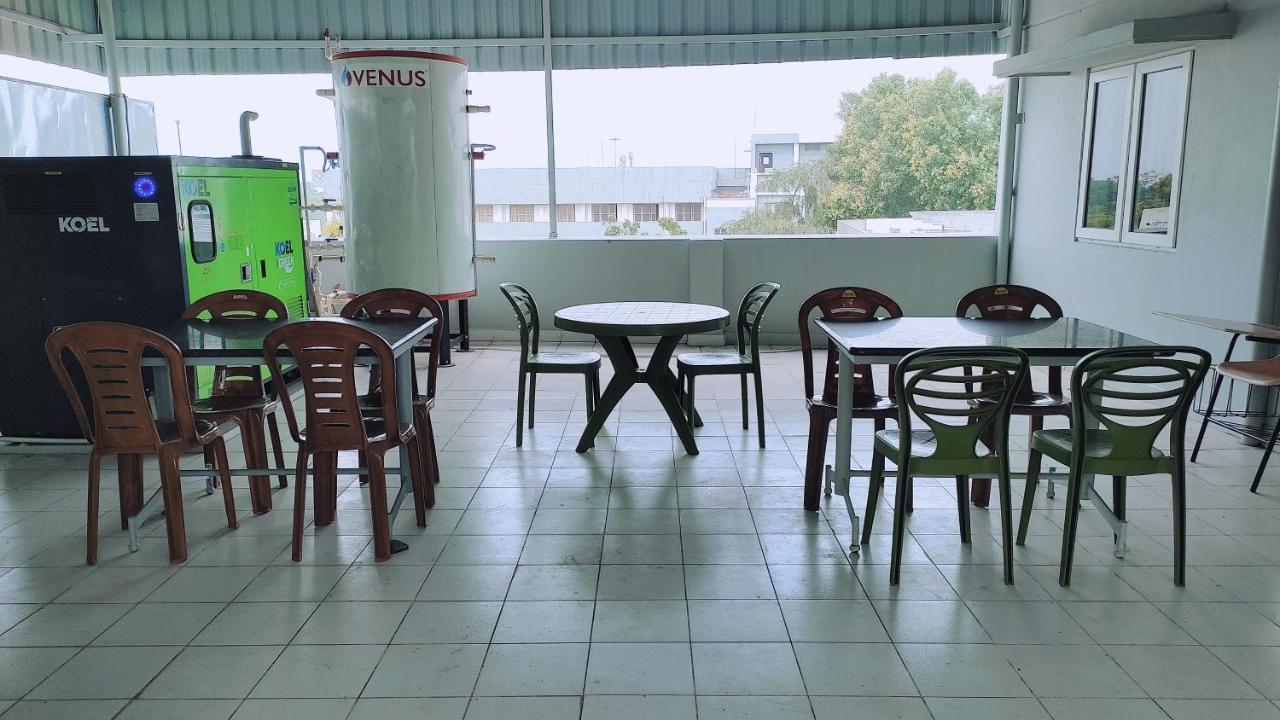 Hotel Grand Stay Tiruchirappalli Экстерьер фото
